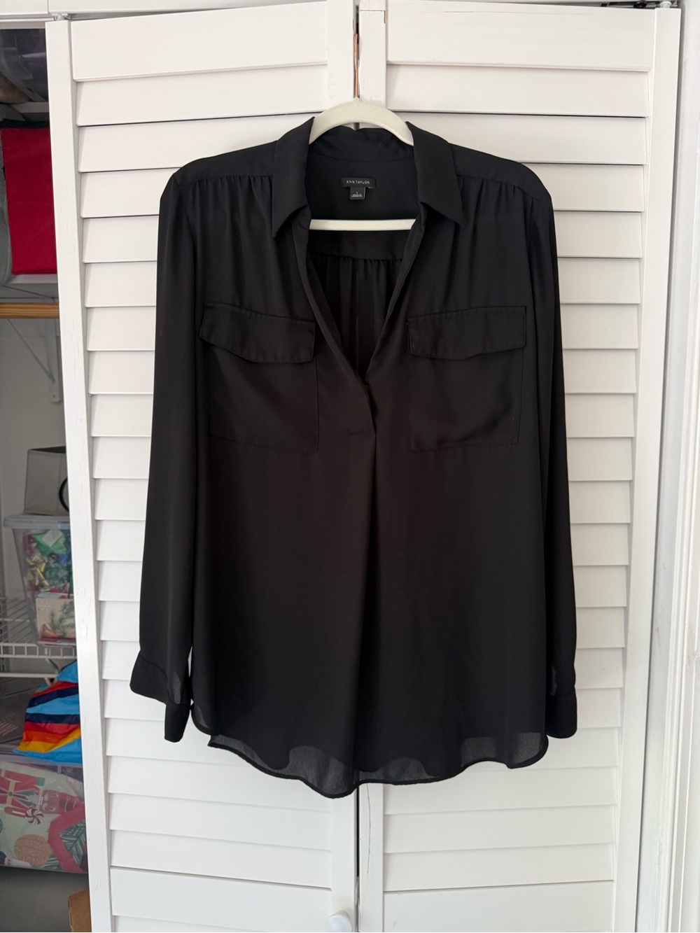 Black Women's Button-Front Blouse - Classic Collared Top